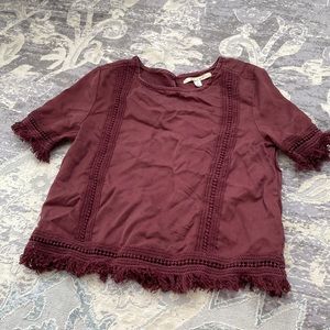 Cute top fringe detail